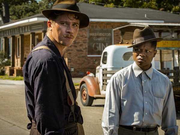 Trailer: Mudbound (2017)