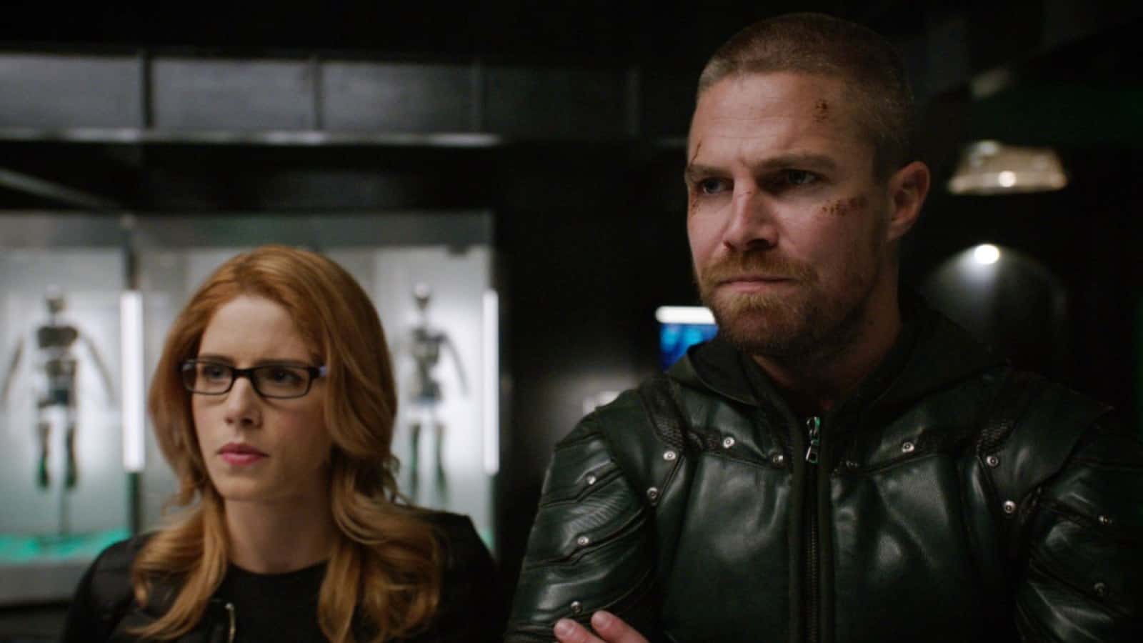 Arrow, sezona 7: Izbrisana dirljiva scena sa Oliverom i Felicity
