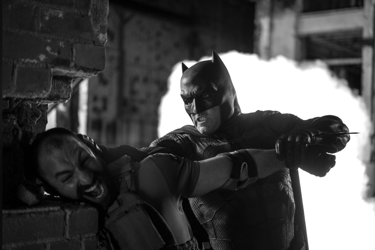 Batman skače u akciju u novoj slici iz Snyderovog reza Justice League filma