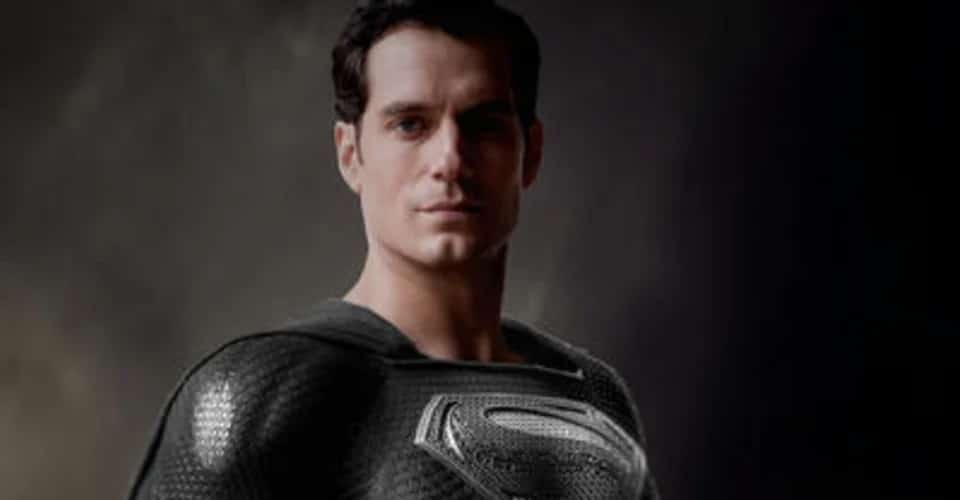 Justice League: Snyder Cut otkrivena nova slika koja pokazuje Cavillovo crno Superman odijelo