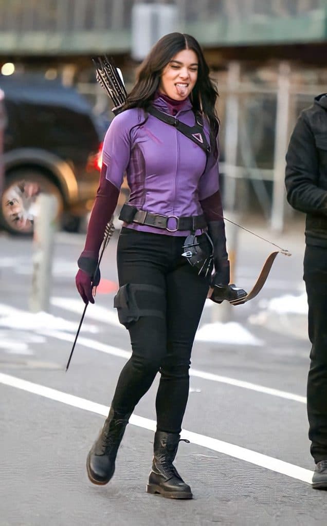 MCU Hawkeye: Prvi pogled na Kate Bishop u kostimu!