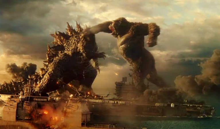Godzilla vs Kong: Objavljena nova fotografija u kojoj Kong zadaje udarac Godzilli